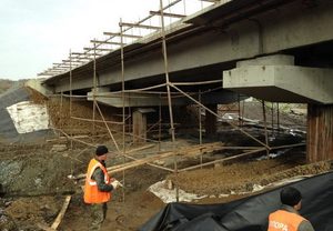 Капитальный ремонт моста через р. Стрелино на км 213+902 автомобильной дороги М-53 «Байкал» − от Челябинска через Курган, Омск, Новосибирск, Кемерово, Красноярск, Иркутск, Улан-Удэ до Читы, Кемеровская область