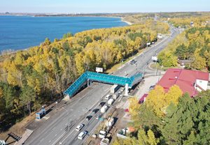 Строительство надземного пешеходного перехода на км 31 автомобильной дороги Р-256 «Чуйский тракт» Новосибирск – Барнаул – Горно-Алтайск – граница с Монголией, Новосибирская область.